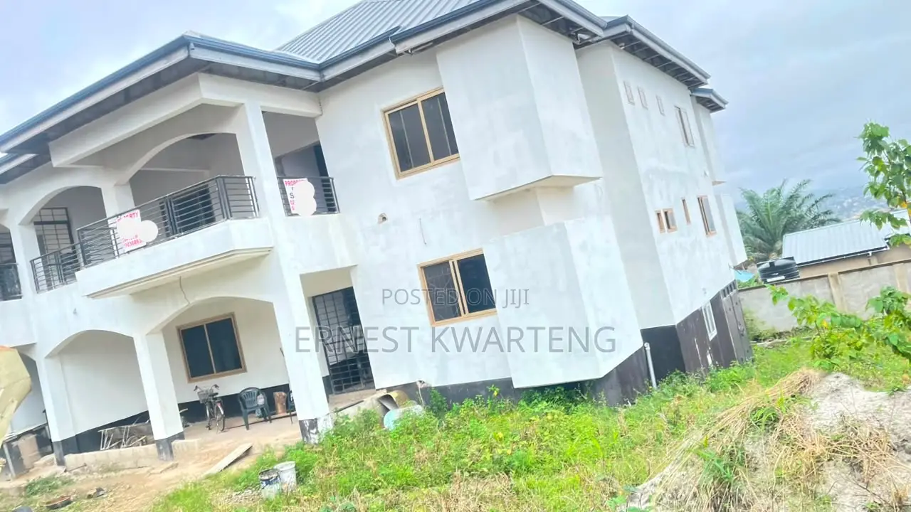 12bdrm Block of Flats in Super Elite Estate, Sowutwuom for sale