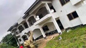 12bdrm Block of Flats in Super Elite Estate, Sowutwuom for sale