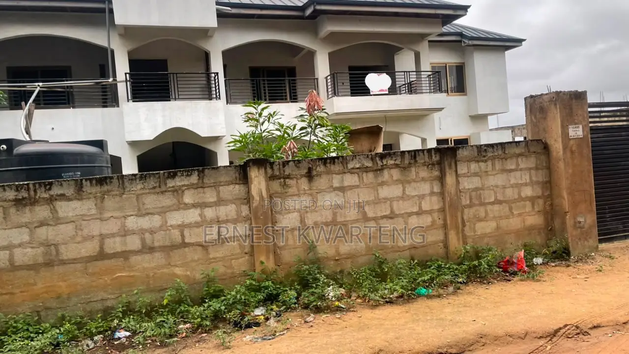 12bdrm Block of Flats in Super Elite Estate, Sowutwuom for sale