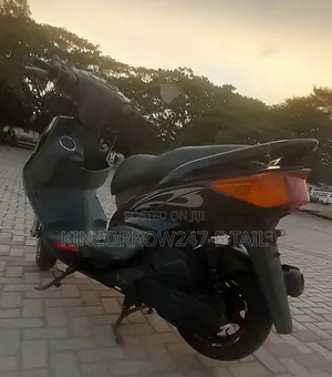 Yamaha Majesty 2022 Black