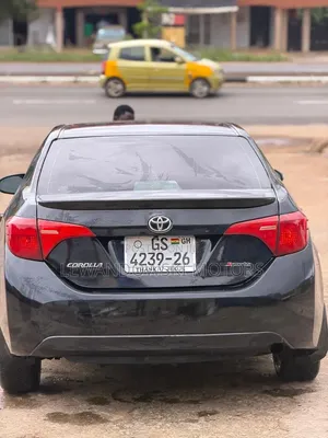 Toyota Corolla 2016 Black