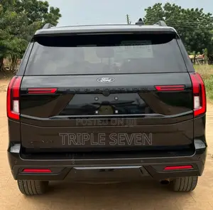 New Ford Expedition Max Platinum 4x4 2025 Black
