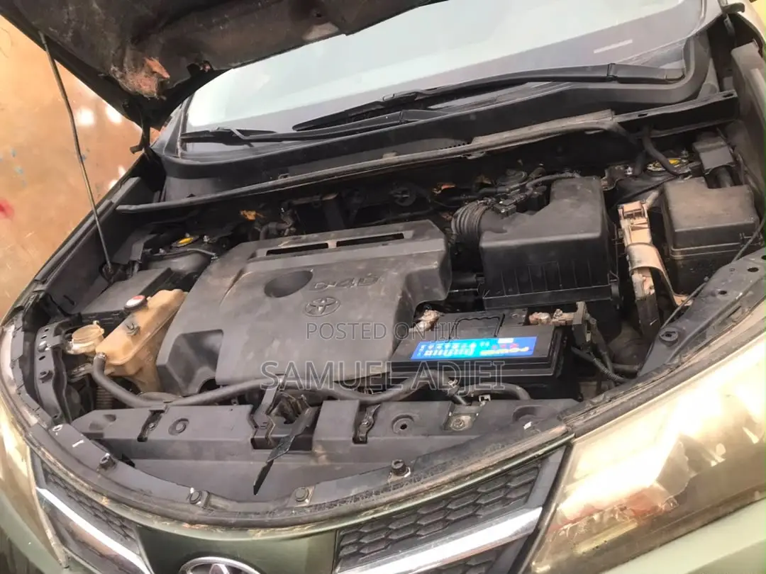 Toyota RAV4 2015