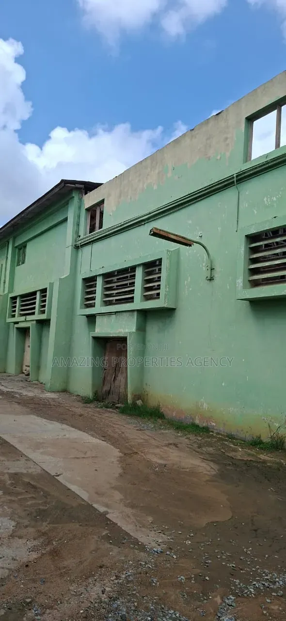 31⁄2 Plots of Roadside Land for Sale. Location; Circle, Formal Orion