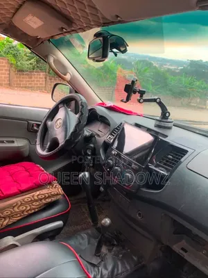 Toyota Hilux 2012 Silver