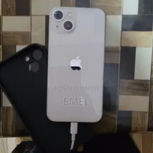 Apple iPhone 13 128 GB White