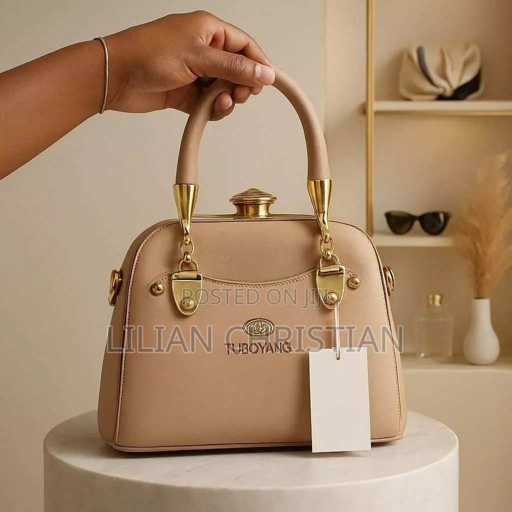 Quality Hand Bags in Different Colours