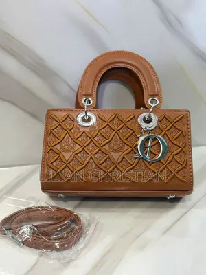 Quality Hand Bags in Different Colours