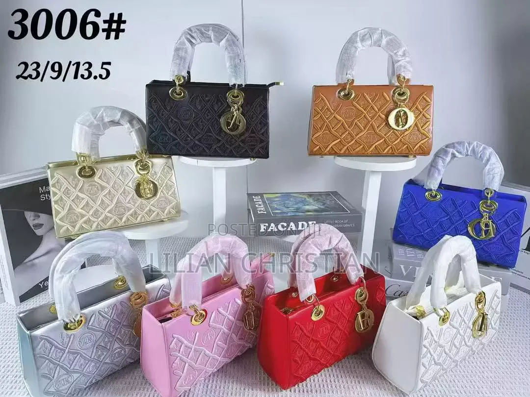 Quality Hand Bags in Different Colours