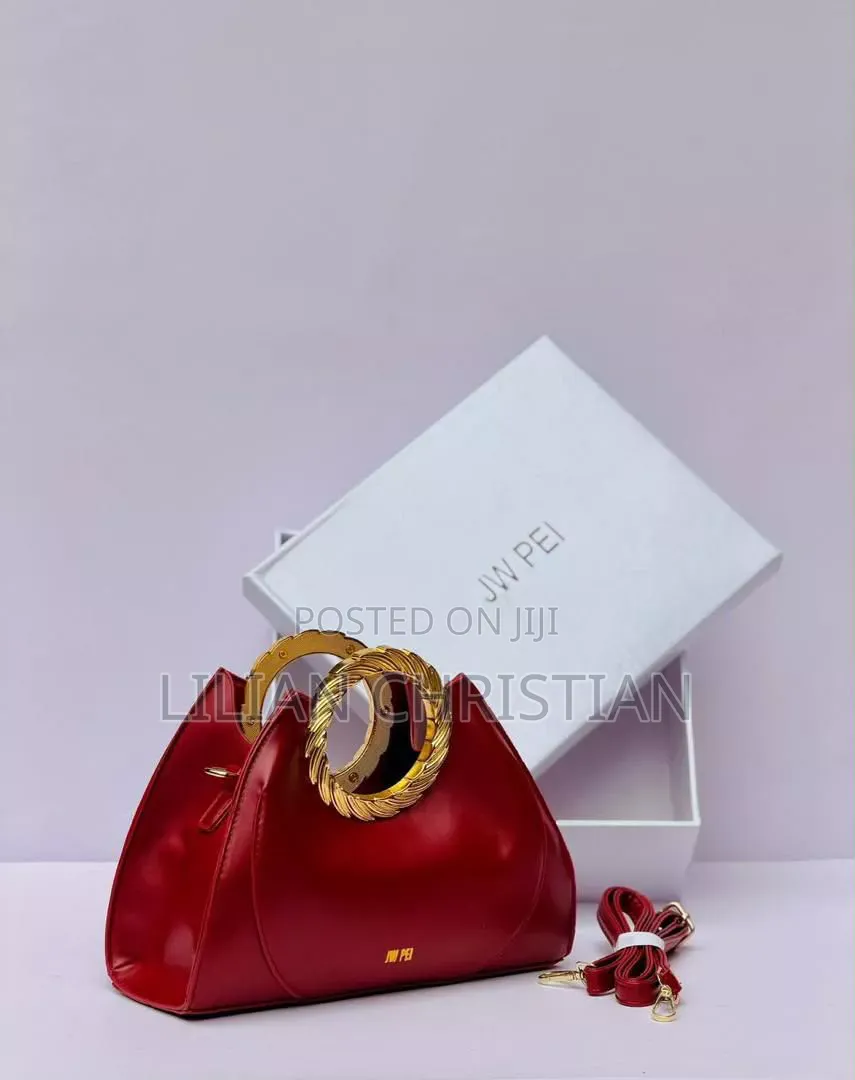 Quality Hand Bags in Different Colours