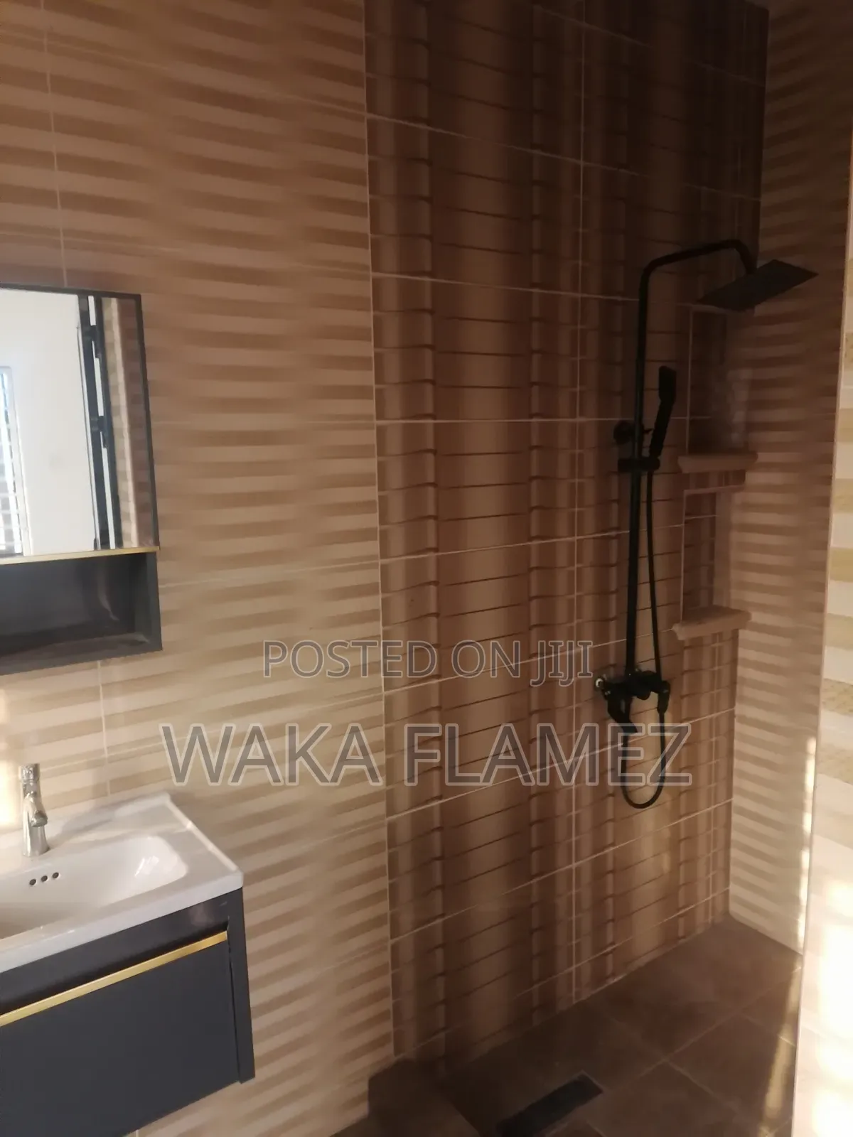 4bdrm House in Stadium Junction, Amasaman for sale