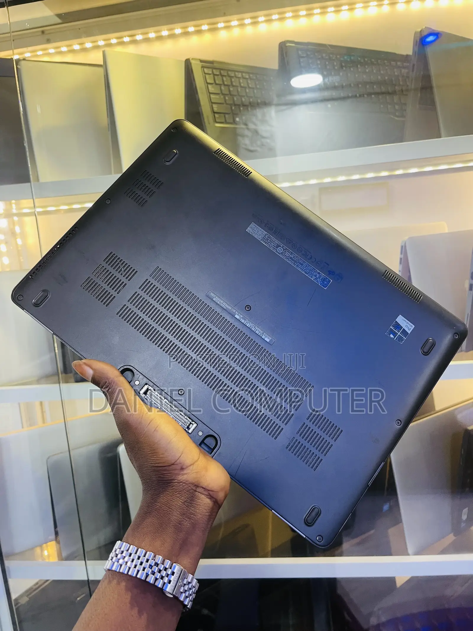 Laptop Dell Latitude E7470 8GB Intel Core i5 SSD 256GB