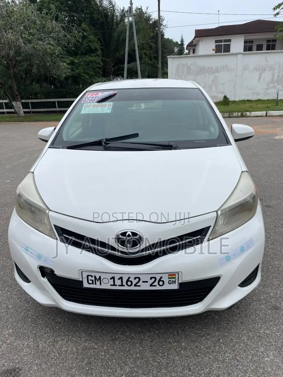 Toyota Yaris 2012 White