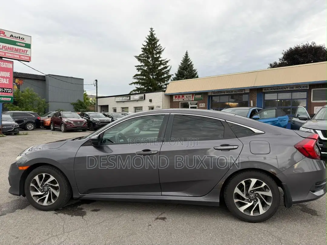 Honda Civic EX 4dr Sedan (2.0L 4cyl) 2017 Gray