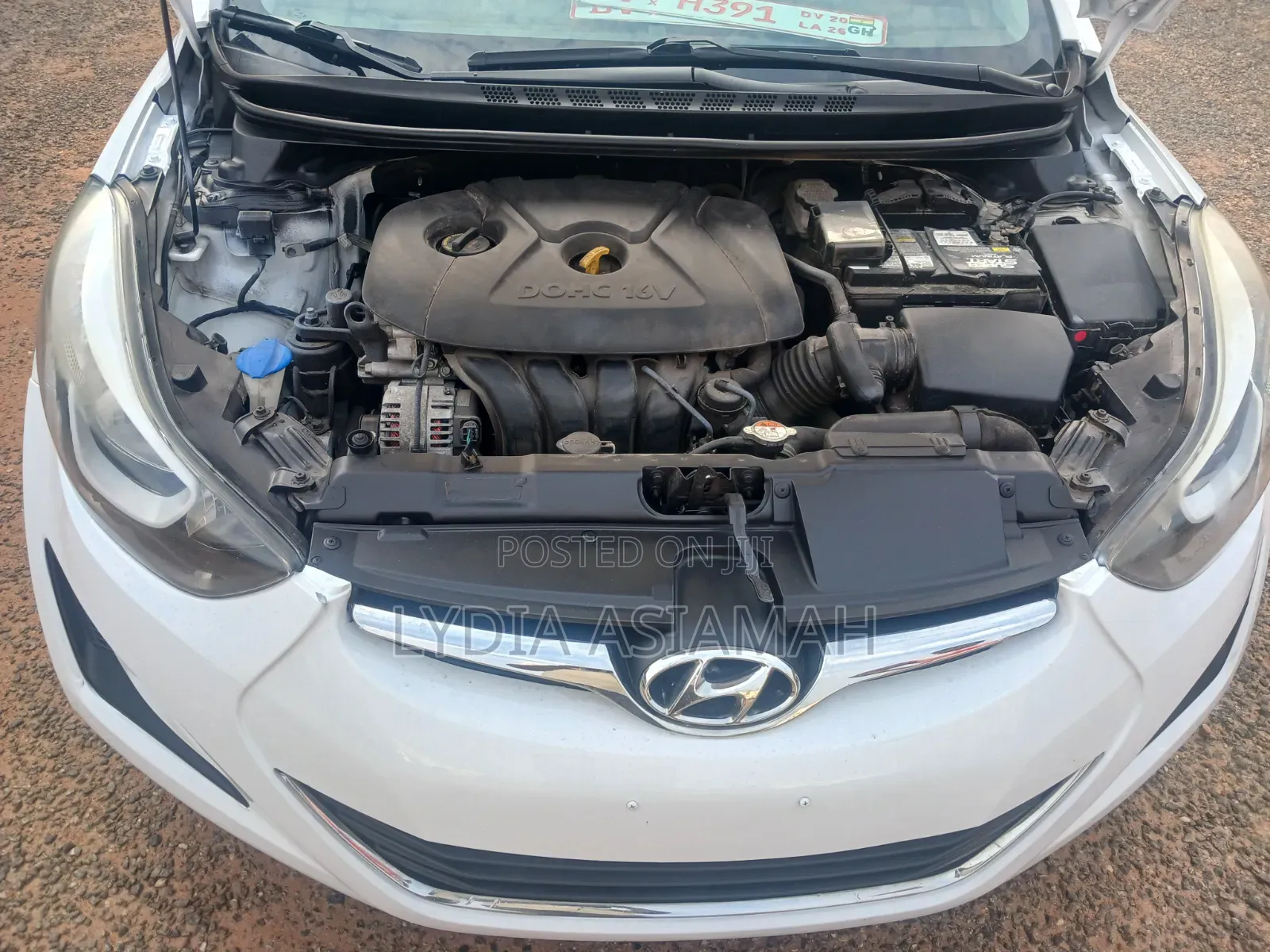 Hyundai Elantra HEV 2021 White