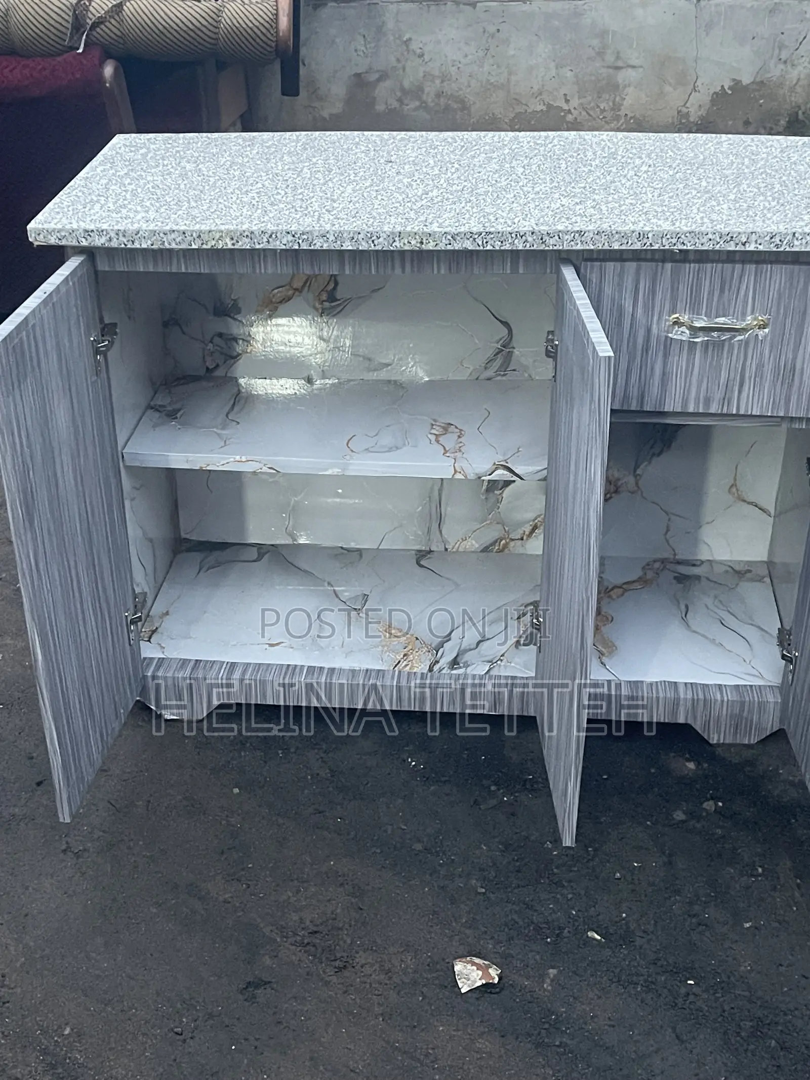 Kitchen Cabinet Top and Down