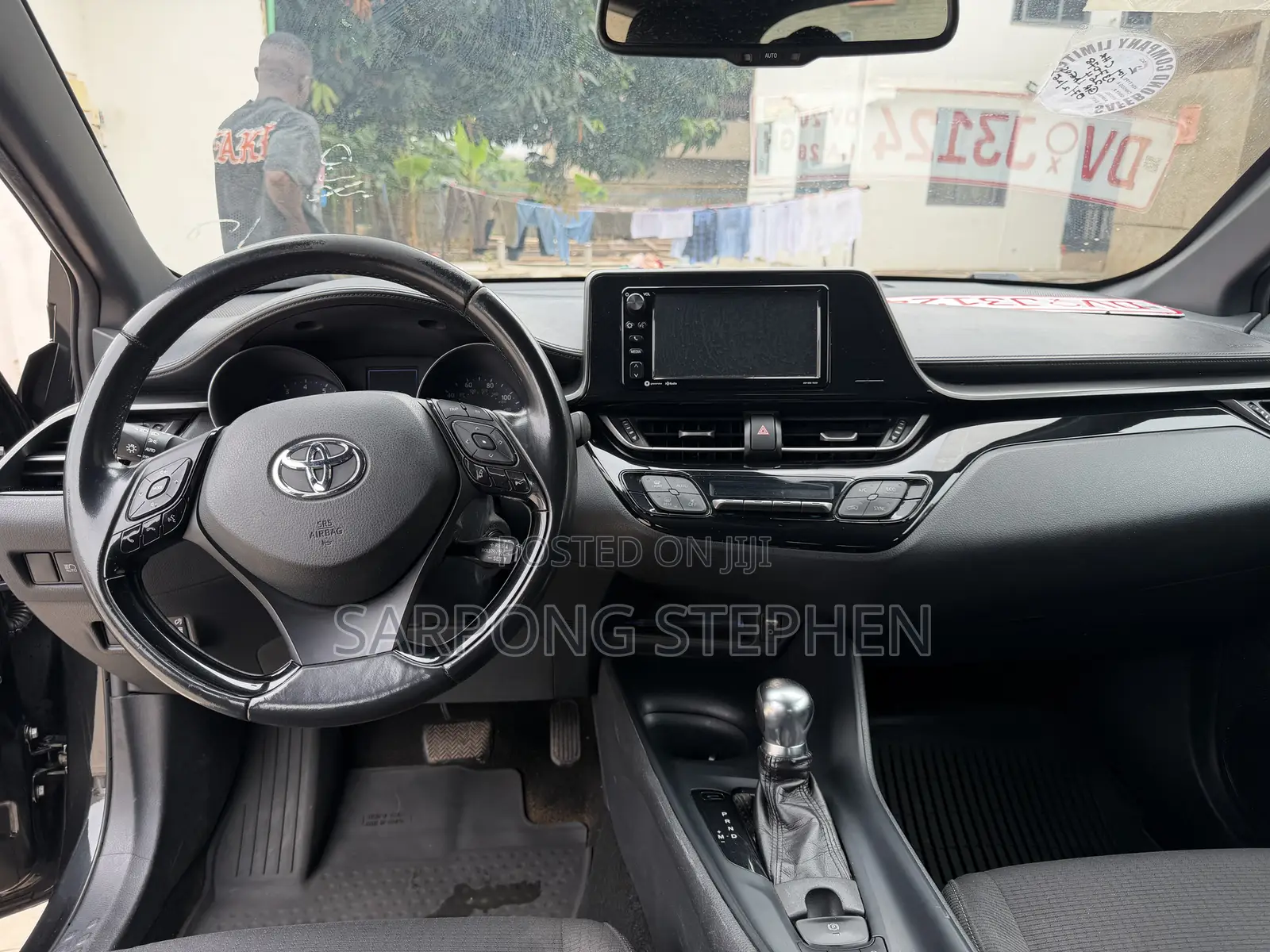Toyota C-HR XLE FWD Sport Utility (2.0L 4cyl 2AM) 2018 Black