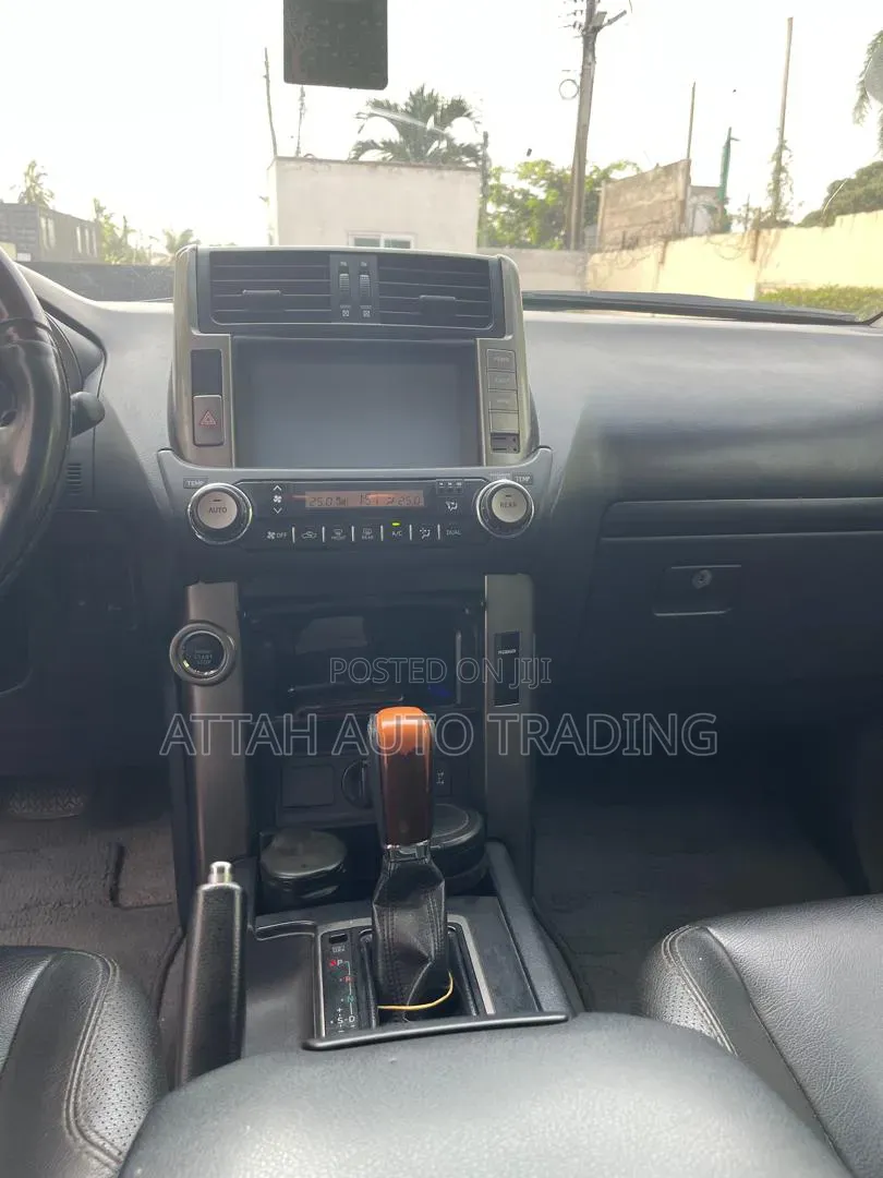 Toyota Land Cruiser Prado 2013 Black