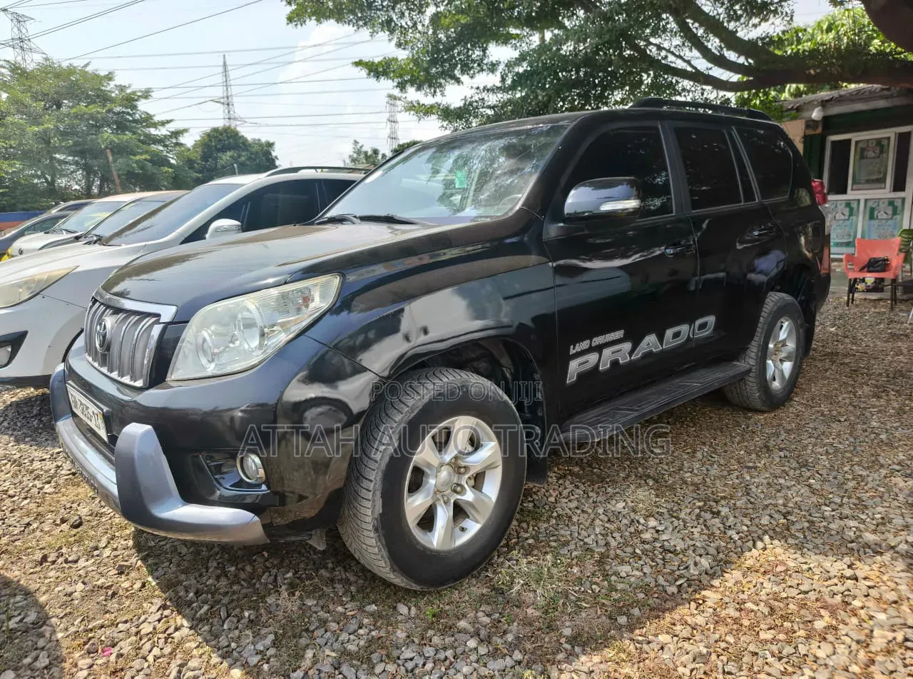 Toyota Land Cruiser Prado 2013 Black