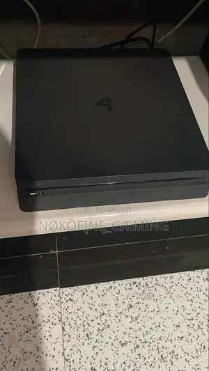 Ps4 Slim 500gb + Games