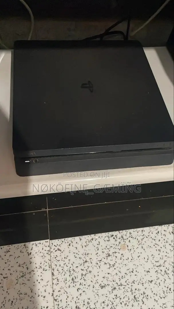 Ps4 Slim 500gb + Games