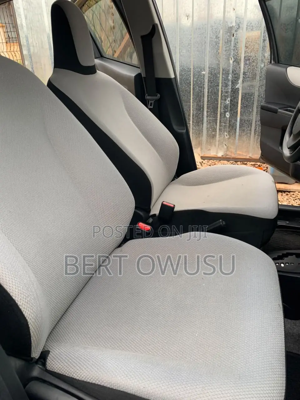 Toyota Vitz 2013 Black