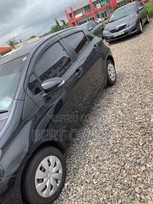 Toyota Vitz 2013 Black