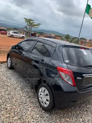 Toyota Vitz 2013 Black