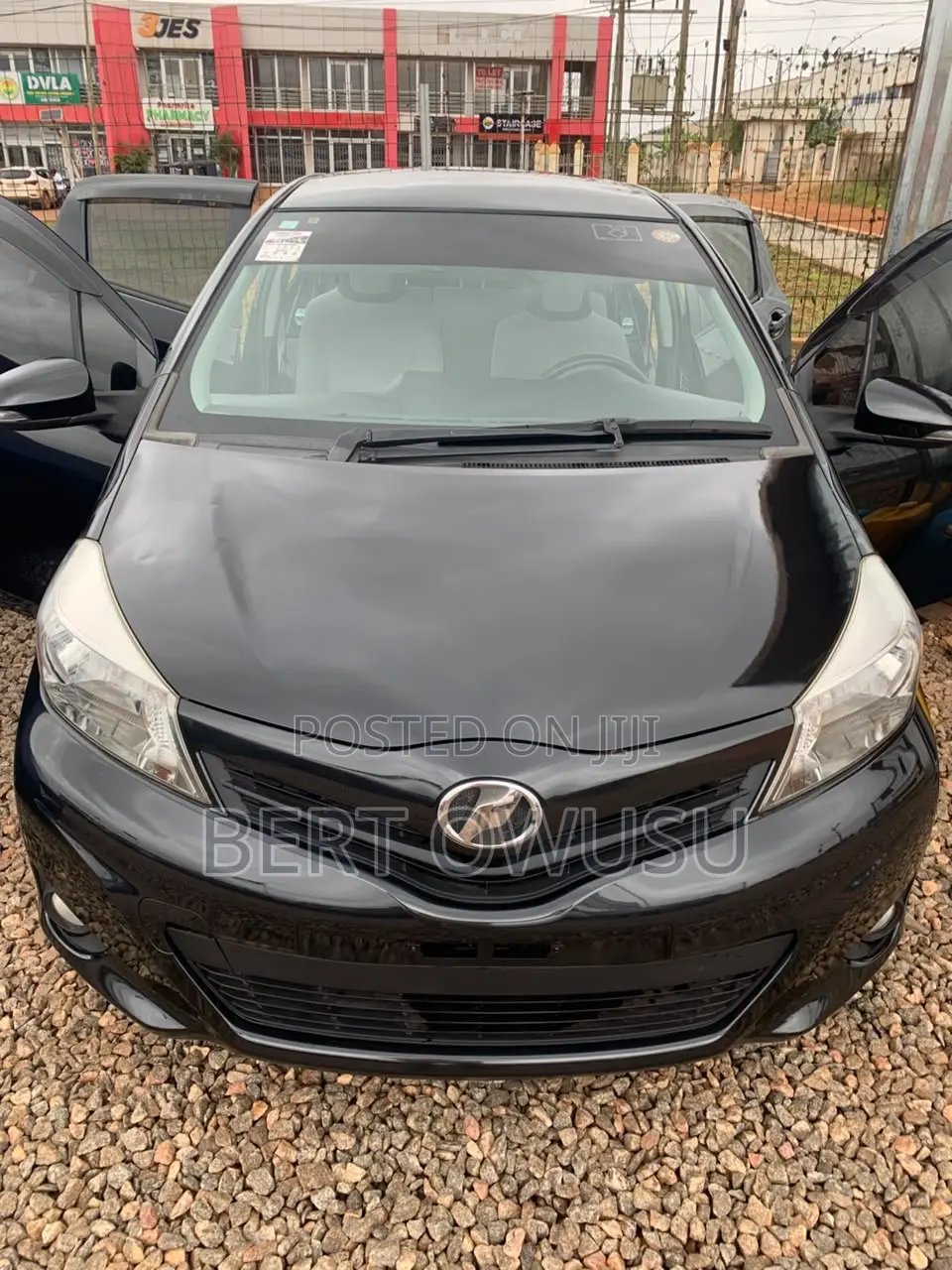 Toyota Vitz 2013 Black