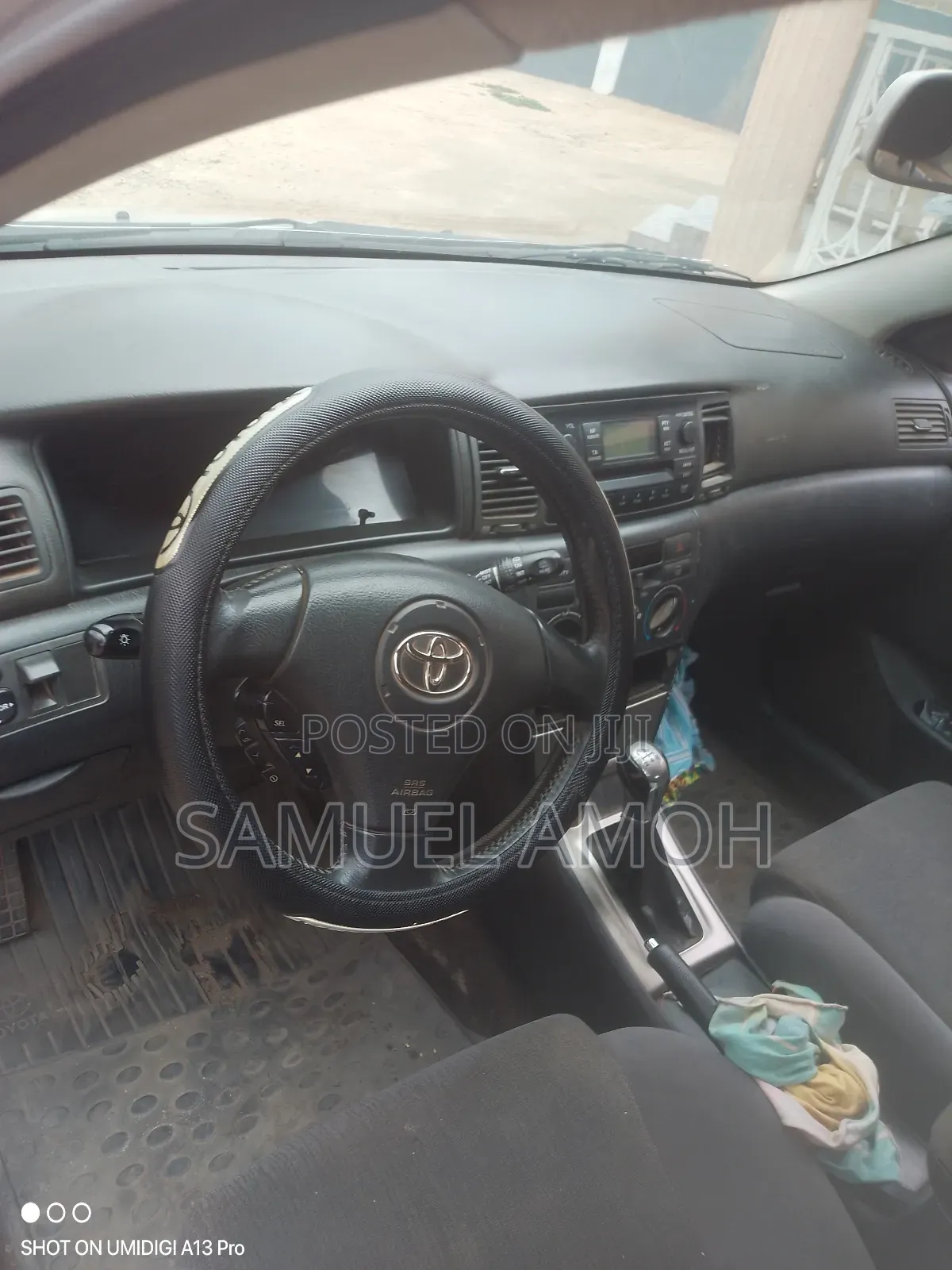 Toyota Corolla Altis 2011