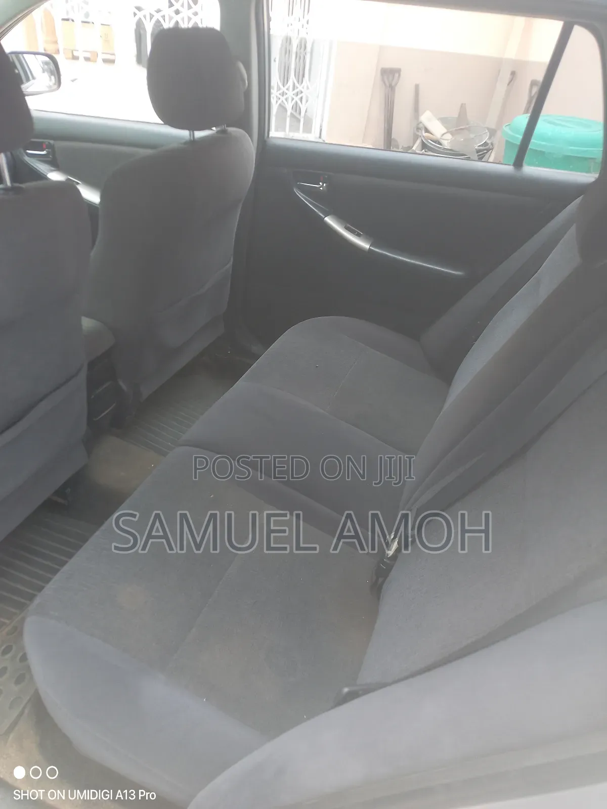 Toyota Corolla Altis 2011