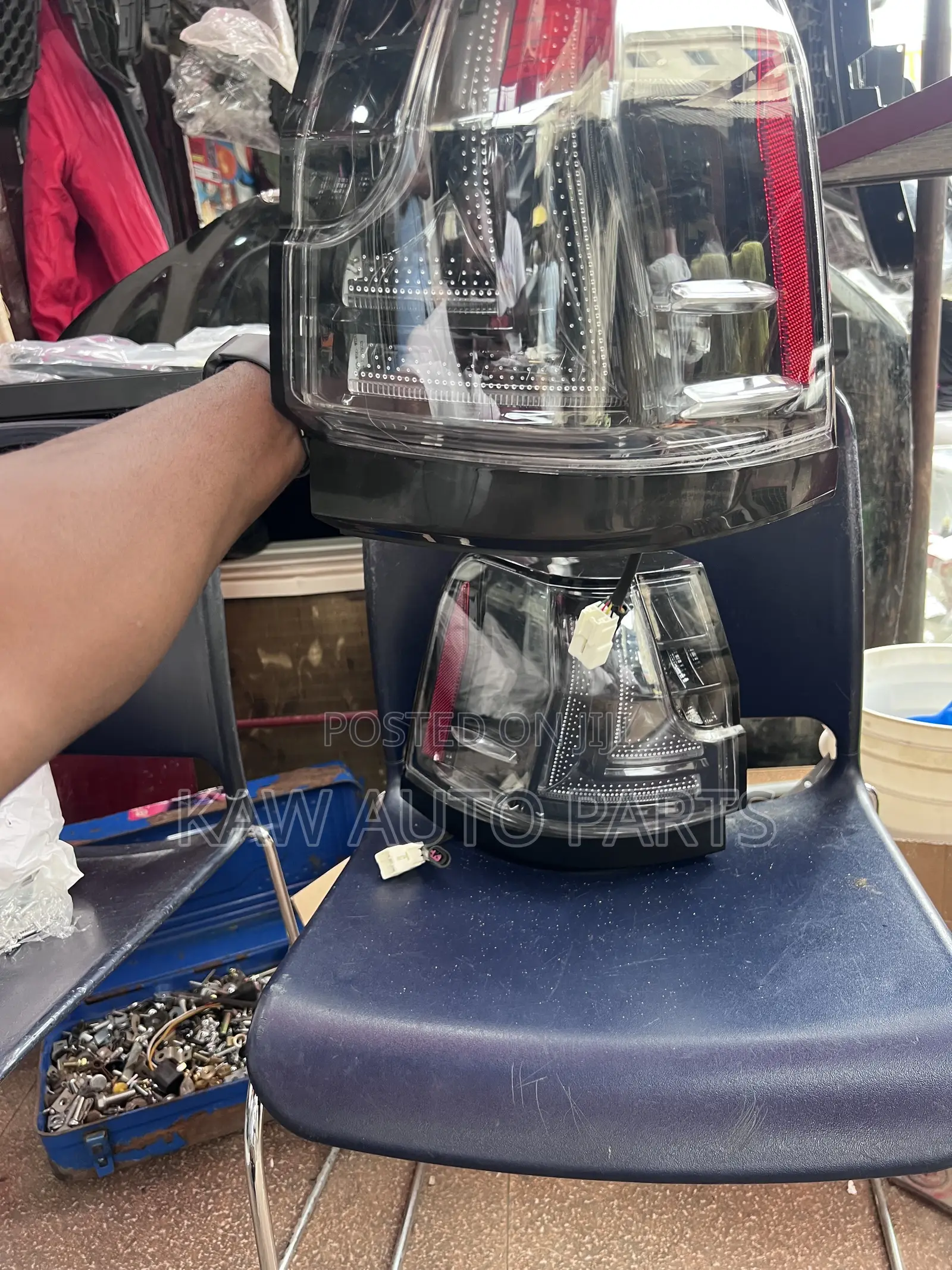 2018,2019,2020,2021,2022,2023,2024 Taillight for Lexus LX570