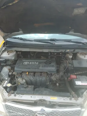 Toyota Corolla 2011 Silver