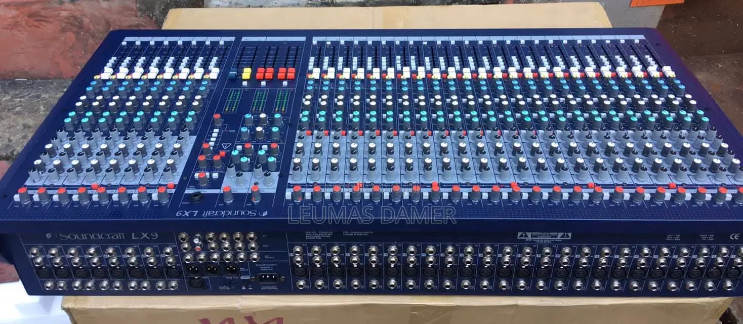Soundcraft Lx9 32 Channels Mixer