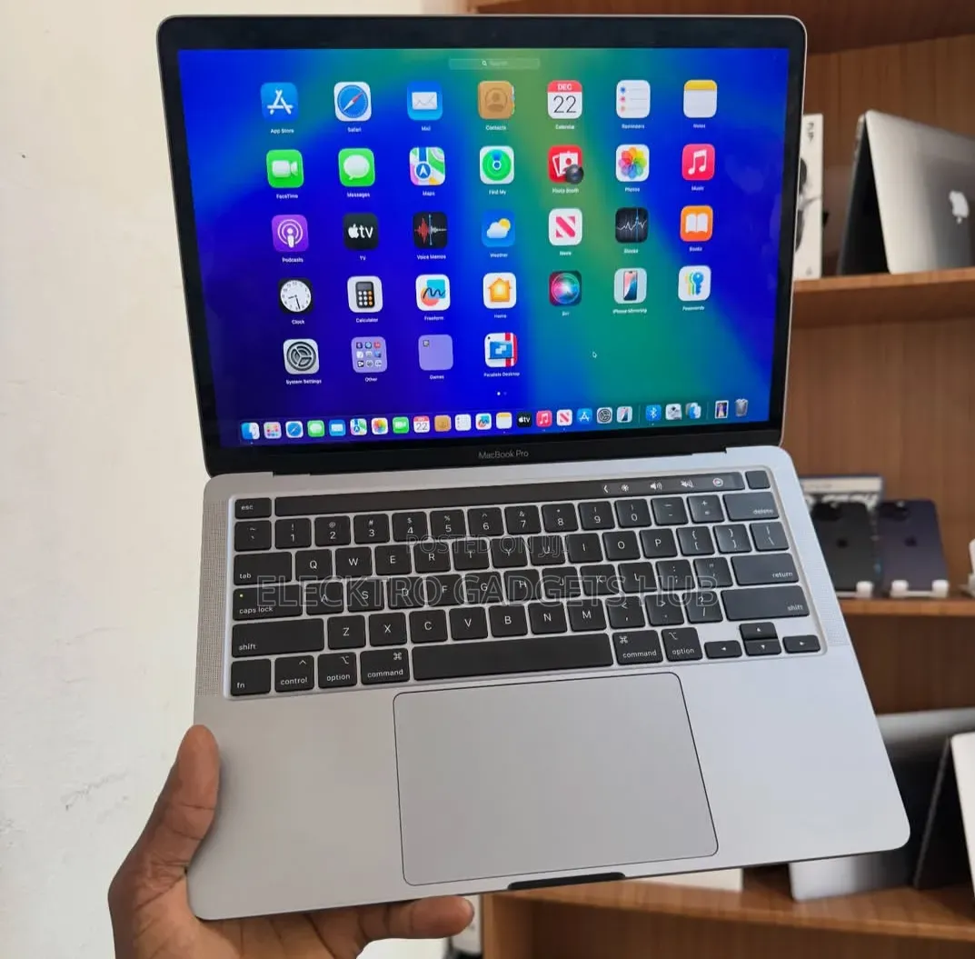 Laptop Apple MacBook Pro 2020 8GB Apple M1 SSD 512GB
