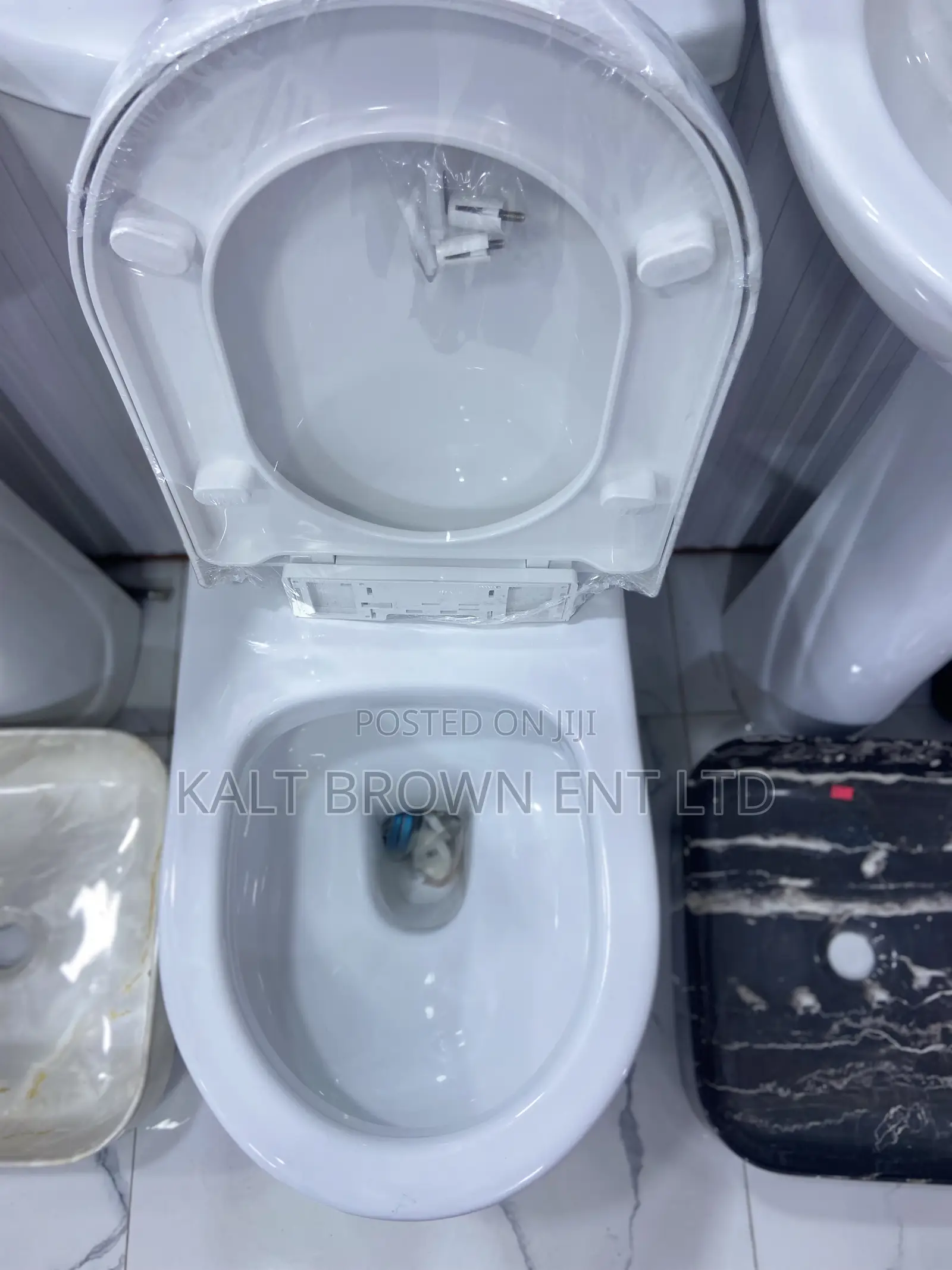 Frencia Close Coupled WC Toilet Suite | Modern Ceramic Water Closet