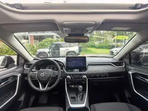 Toyota RAV4 2021 Black