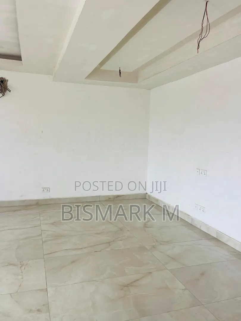 2bdrm Apartment in Botwe School for rent
