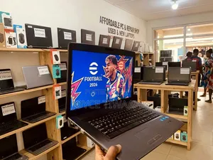 Laptop Medion Akoya P6677 8GB Intel Core i5 HDD+SSD 1T