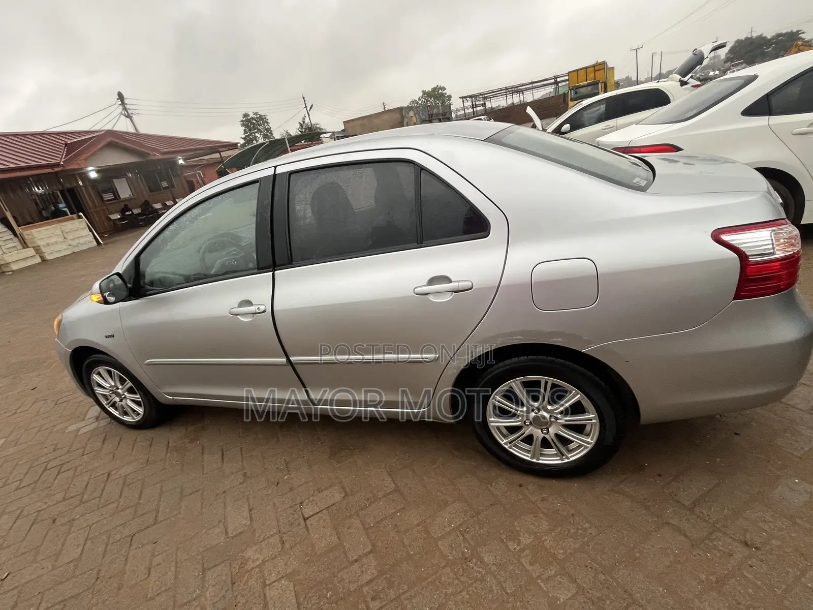 Toyota Vios 2012 Silver