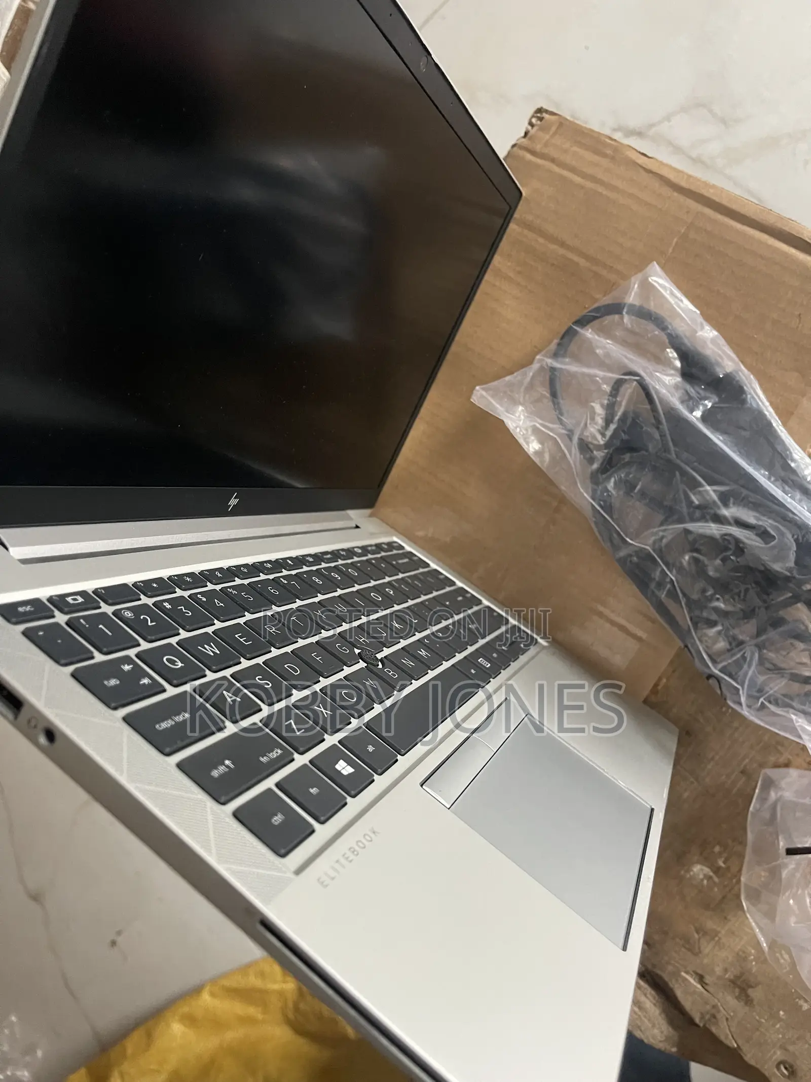 Laptop HP EliteBook 845 G8 16GB AMD Ryzen 5 SSD 256GB
