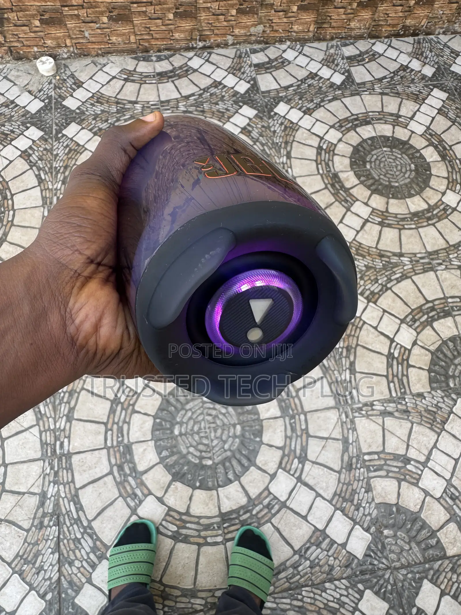 Preowned Neat JBL Pulse 5 Bluetooth Speaker From America for Sale