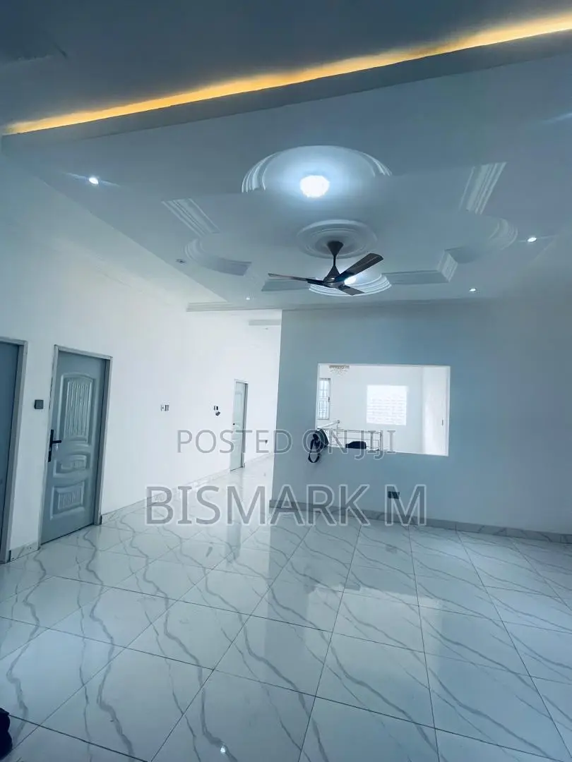5bdrm House in Ashaley Botwe for rent