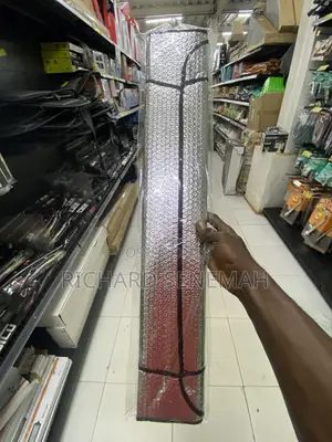 Sunshade for Covering Car Windscreen