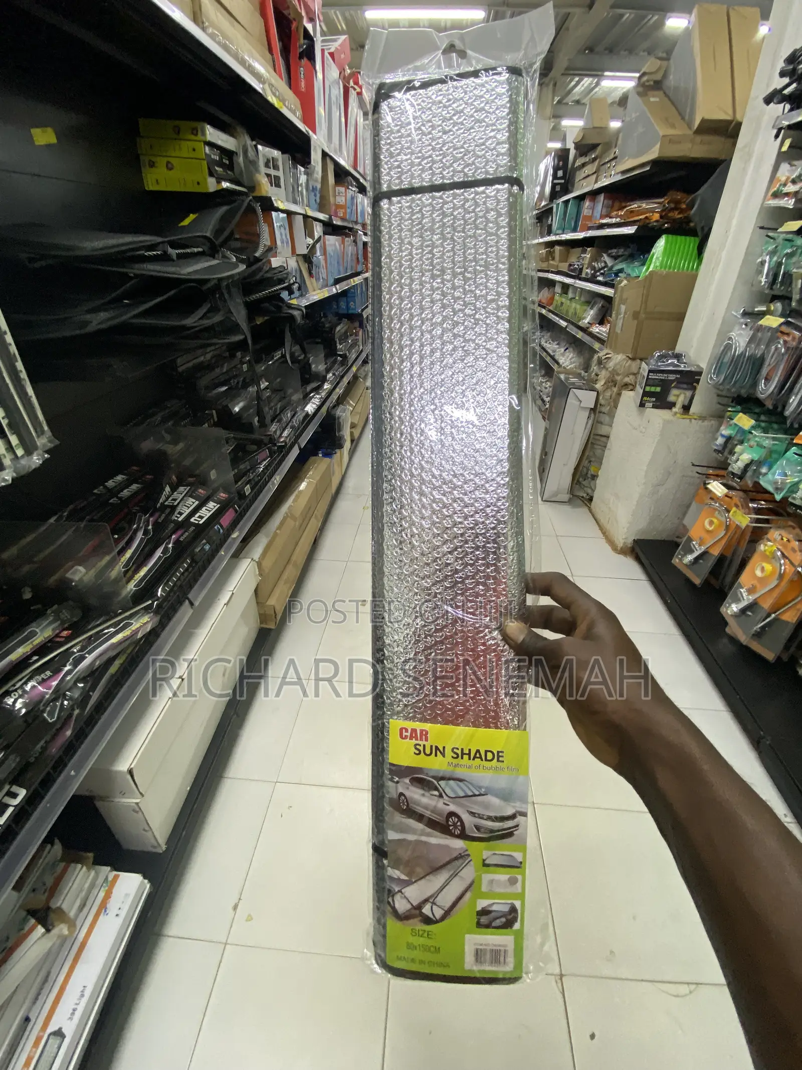 Sunshade for Covering Car Windscreen