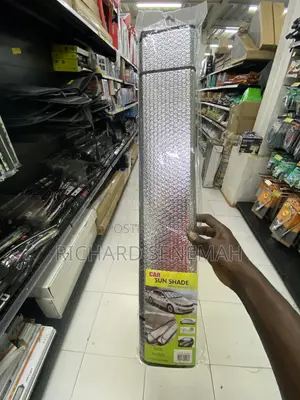 Sunshade for Covering Car Windscreen