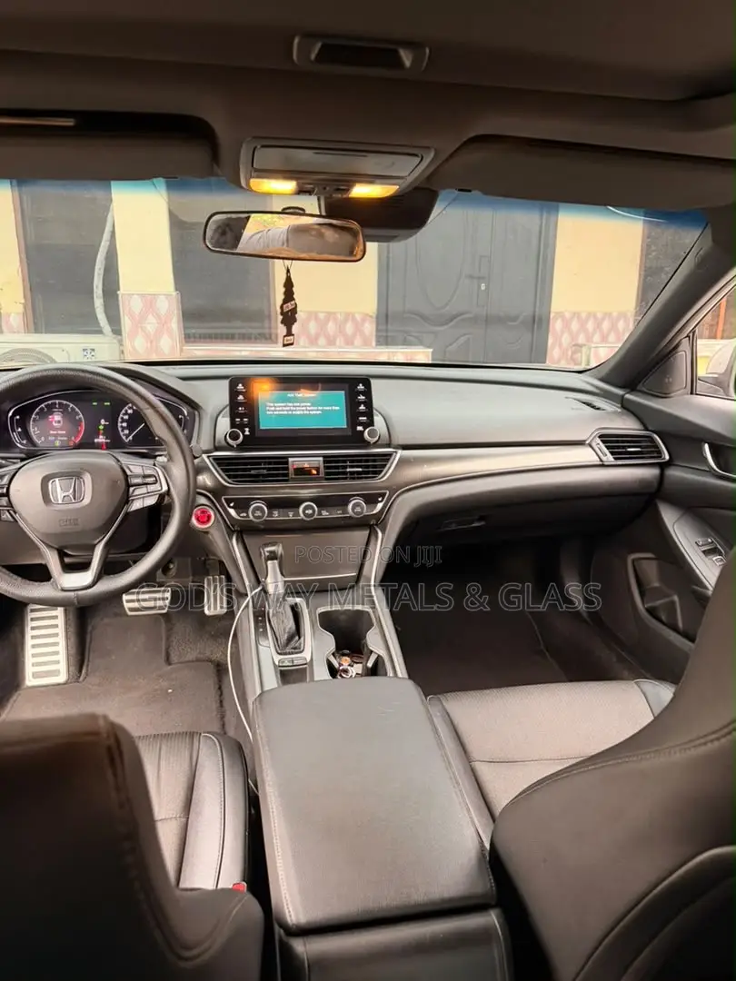 Hyundai Elantra 2019 Silver