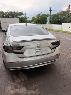 Hyundai Elantra 2019 Silver