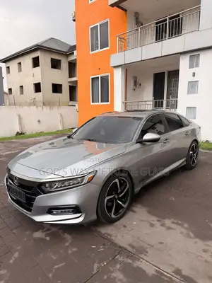 Hyundai Elantra 2019 Silver