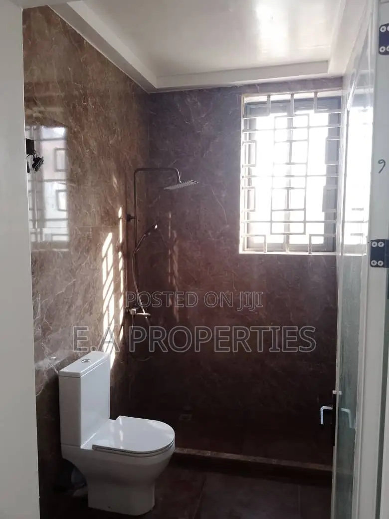 3bdrm House in E A Properties, Ghanata Area for rent